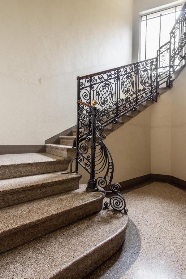 Elegante Casa Liberty Milão Exterior foto