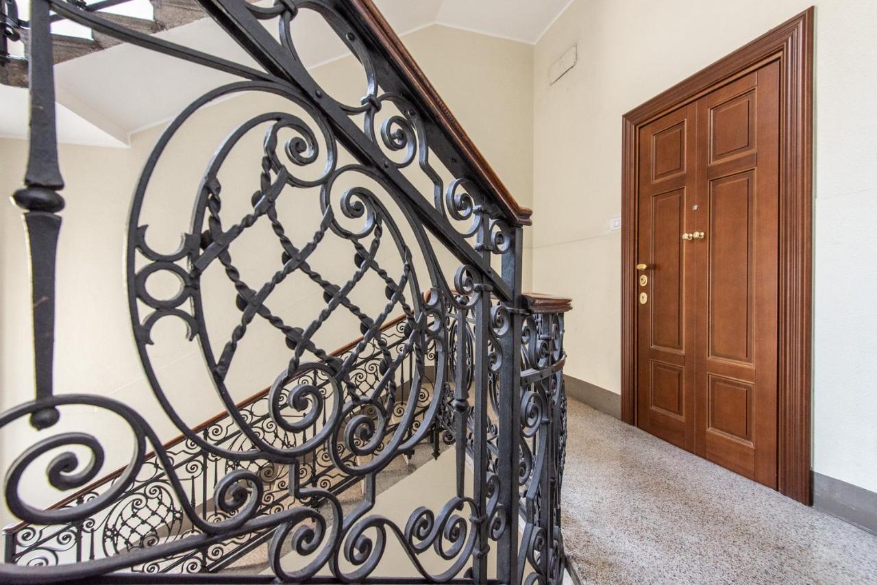 Elegante Casa Liberty Milão Exterior foto