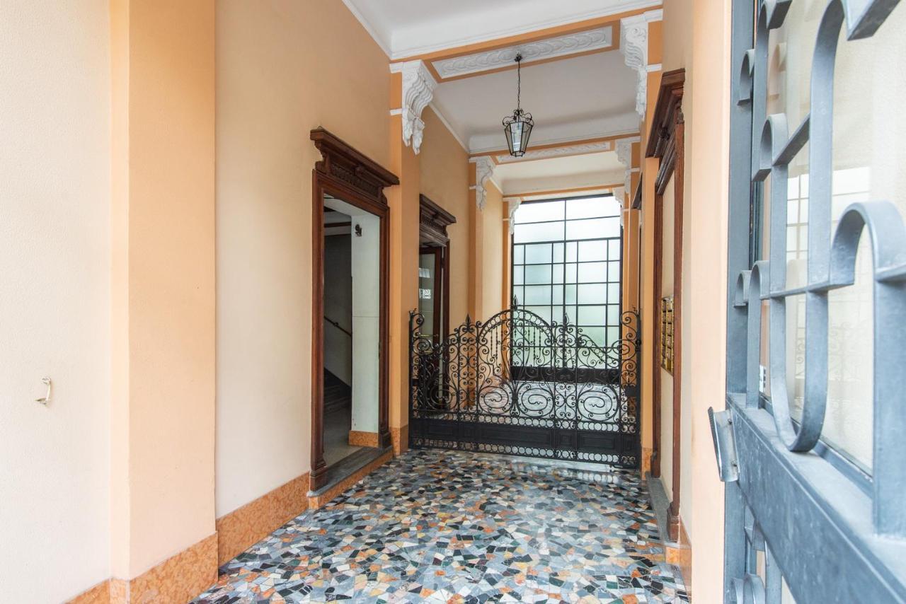 Elegante Casa Liberty Milão Exterior foto